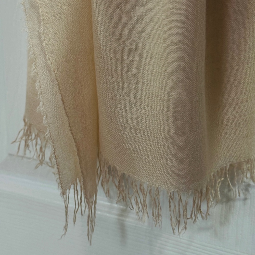 Vince fringe Sheer Scarf 🧣 Beige - Picture 3 of 3